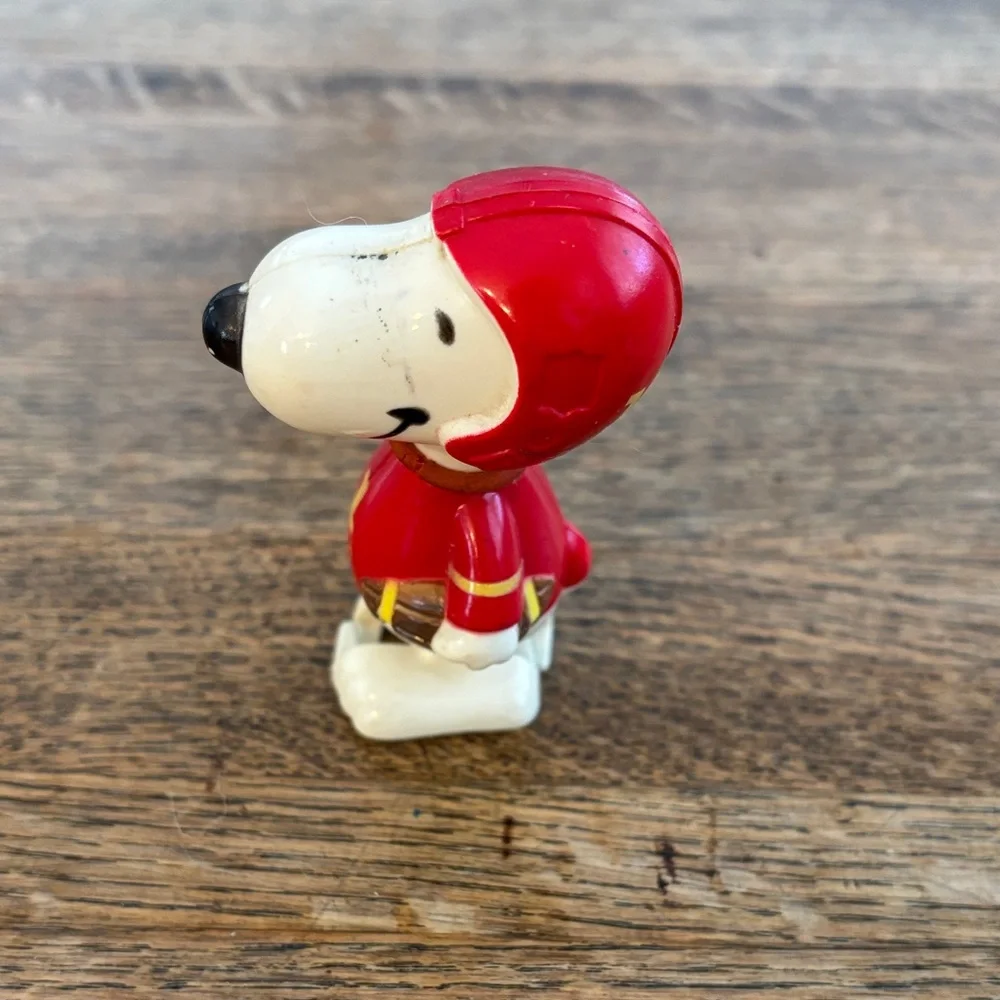 Vintage Football  Snoopy Red and White Wind Up Toy Figure